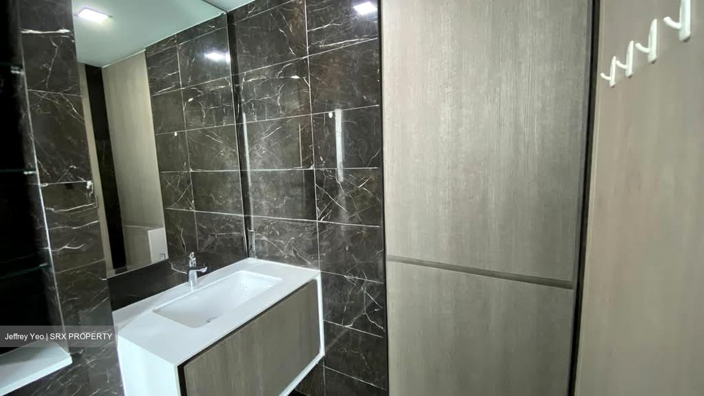 J Gateway (D22), Condominium #558114291